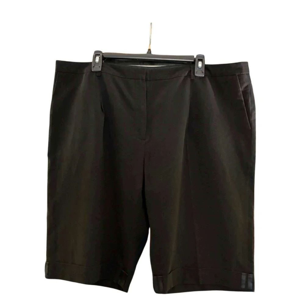 Next Bermuda Shorts Womens 20 Black Cuffed Tailored Career Quiet Luxury 705-415